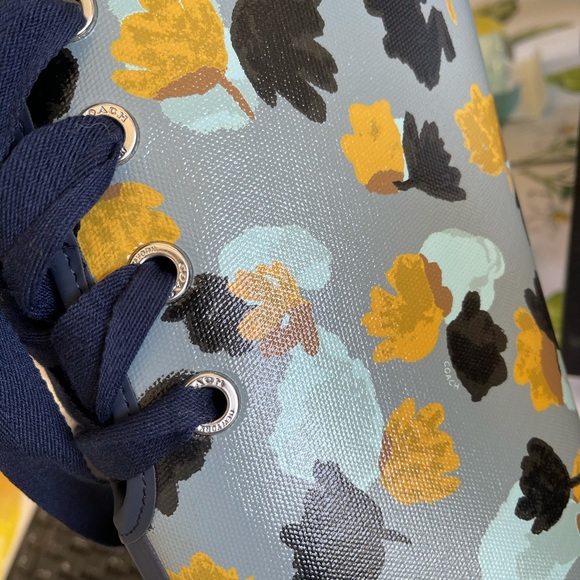 Authentic Coach boots - Picture 4 of 11